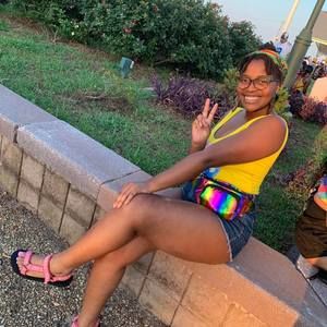 Meet your Posher, Jasmine